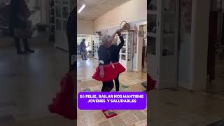 Bailar amar reir, la tercera edad es lo mejor del mundo.