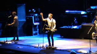 McFly-Hablando español-Valencia (Dougie Poynter Cafe co lechi)