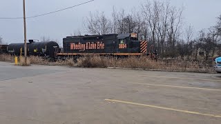 W&LE SD40-3 #3034 Medina local shuffles cars around the yard. 1-3-24