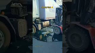 Forklift fails at the root beer factory #forklift #forkliftoperator #rootbeer #factory #warehouse