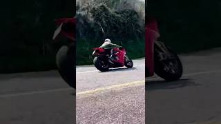 Sulla strada sopra il mare con DUCATI V4S #ducati #ducatibike #ducatisuperbike #bike #moto #4k  #top