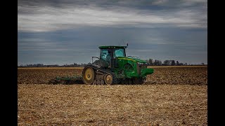 Cruising in the John Deere 8335rt . Farm Vlog well sorta