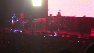 Queens Of The Stone Age - "Go With The Flow" Live @ Barclays Center, Brooklyn 12/14/13