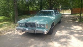 1977 Ford LTD Startup, Full throttle and Rev