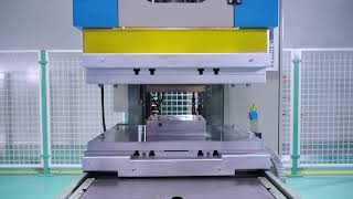 Dekuma Rubber Injection Machine for EVs Sealing Corner Jointing