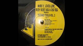 Louis Love - Dance While The Record Spins