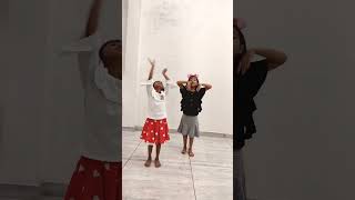 hoole hoole chalo mere sajna 😍|#kidsdance #hoolehoolechalo #acompany #trendi #viral #ayushi badoniya