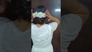 Messy bun hairstyle 🎀🤍#shorts#youtubeshorts #hairstyle #shortfeed #shortvideo#kanika28