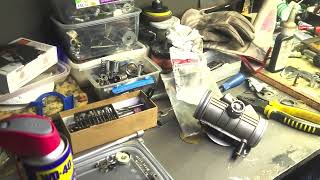 Throttle body rebuild on BMW R1100 WITH NYLATRON 1