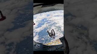 😱Will this skydiver get hurt?😱 #skydiving #parachute #adrenaline