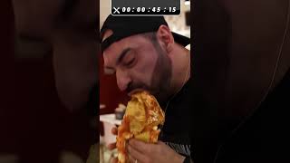 Fatia de PIZZA GIGANTE! 🍕 Será que bato o recorde? #shorts