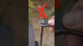 Gentlemen won't show you this! How can you tighten a screw quickly and easily with a wrench? #shorts