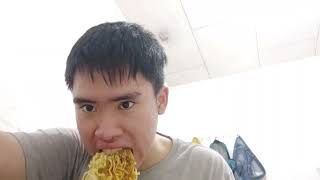 michael alfharino's VLOG MUKBANG indomie AYAM PANGGANG JUMBO FLAVOR