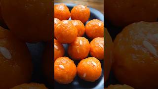 Motichoor laddu #ytshots #sweet #prashad