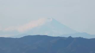 宇都宮市 鞍掛山からみた富士山