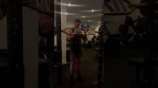 Exercise: Swiss Bar Bicep Curls