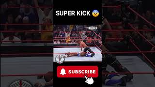 SUPER KICK 😨 #wweitalia #wrestling #raw #smackdown #wwefan #superkick #tiktok #shorts