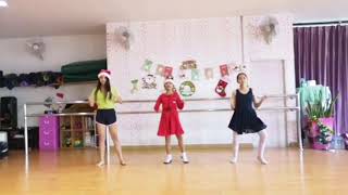 MERRY CHRISTMAS - Jingle Bells - Sleigh Ride -  Ploysai's dance class