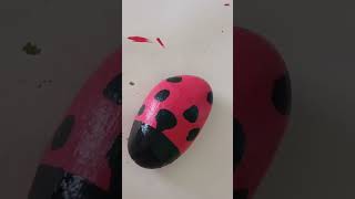 Ladybug #art #artandcraft #stone #stoneart #brushstrokes #painting #acrylicpainting #acryliccolor