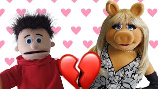 Tariq breaks up with miss piggy