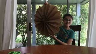 Krafts with Linda - Amazing Giant Paper Flower DIY