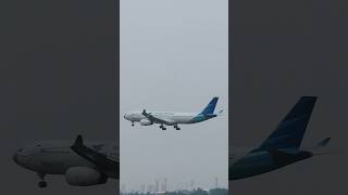 GARUDA INDONESIA A330 NEO terbang rendah untuk landing‼️