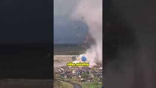 Nature's Fury Unleashed: Witness the Devastating Power of a Kansas Tornado!