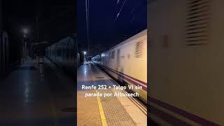 252 + Talgo VI por Albuixech