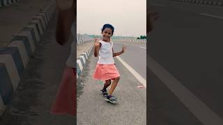 iski bahan ki maje Maje#short #trending #song #short #dance