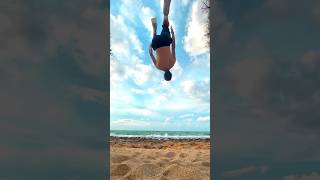 Backflip murale au paradis + prank 🤩🏖️ #shorts #parkour #freerunning