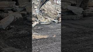 Excavator Breaks Concrete #caterpillar #constructionequipment #excavator #heavyequipment Jack Hammer