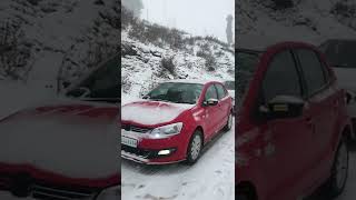 Snowfall in Jammu & Kashmir || Patnitop Hills || Polo TDi #viral #snowfall #jammu