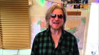 Daryl Hall wishes Willie Nelson a Happy 80th and many more