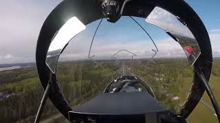 F-18 Finlandês pousando em uma rodovia durante exercícios!