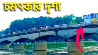 আত্রাই নদীতে চমৎকার একটি দৃশ্য || ভরা পানিতে উত্তাল ঢেউয়ের সাথে যানবাহনের ছুটে চলা @DINAJPURTRAVEL