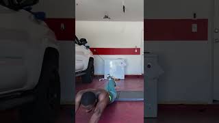 GARAGE AB WORKOUT @YuddyGangtv  @unckeif  #abs  #abworkout #sixpackabs  #boxing #abgoals