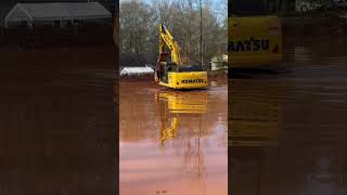 Going deep #excavator #mud #construction #komatsu #construction #dirt #earthmoving #ponds