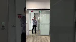 ES Proline, dengan pengaman agar tidak terjepit pintu #viralvideo #automaticdoor #doors #fypシ゚viral