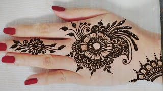 نقش خفيف وأنيق🤩henna designs