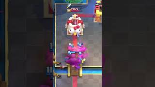 No se como llamar este video de Clash Royale