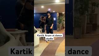 Kartik Aryan snapped post dance rehearsal hall in Juhu #KartikAryan