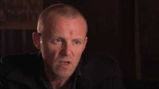 Jo Nesbø - HEADHUNTERS