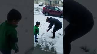 Diego - 2017/11/28 - Enjoying the snow with Claudia