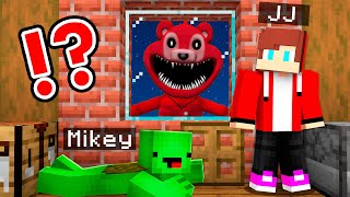 Mikey and JJ Attacked by BOBBY BEARHUG Smiling Critters in Minecraf - Maizen