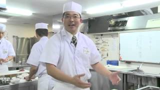 Sushi boot camp for aspiring Japan chefs  YouTube