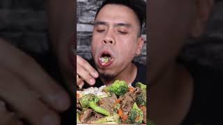 BEEF BROCCOLI MUKBANG ASMR #youtubeshort #hungrymichael