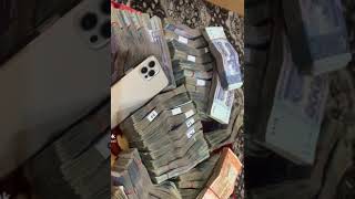 Pakistani Currency bundles💸 And IPhone 12 Pro Max📲📱| status cash | pakistani rupee