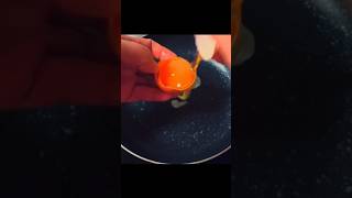 #shorts Fried Egg#shorts#satisfying#viral#trending#youtubeshorts@amoremaria