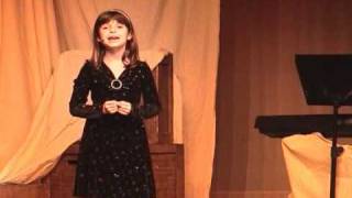 Elizabeth Hughes, 8 Years Old, Sings Defying Gravity from Wicked in Talent Competition