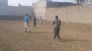 Gully Cricket in Pakistan | Unique Way To Play Cricket